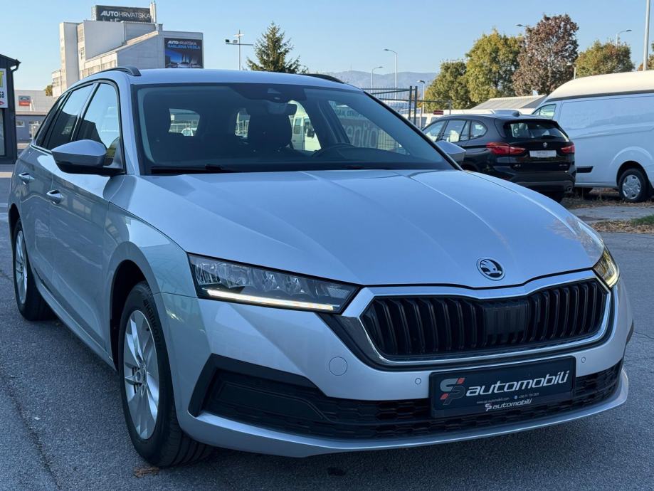 Škoda Octavia Combi | 2,0 TDI DSG | 110kW | Virtual | JAMSTVO | PDV, fotografija 9