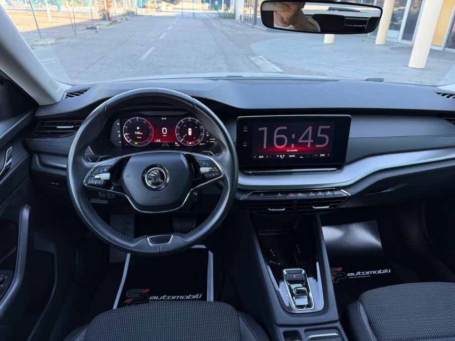 Škoda Octavia Combi | 2,0 TDI DSG | 110kW | Virtual | JAMSTVO | PDV, fotografija 14