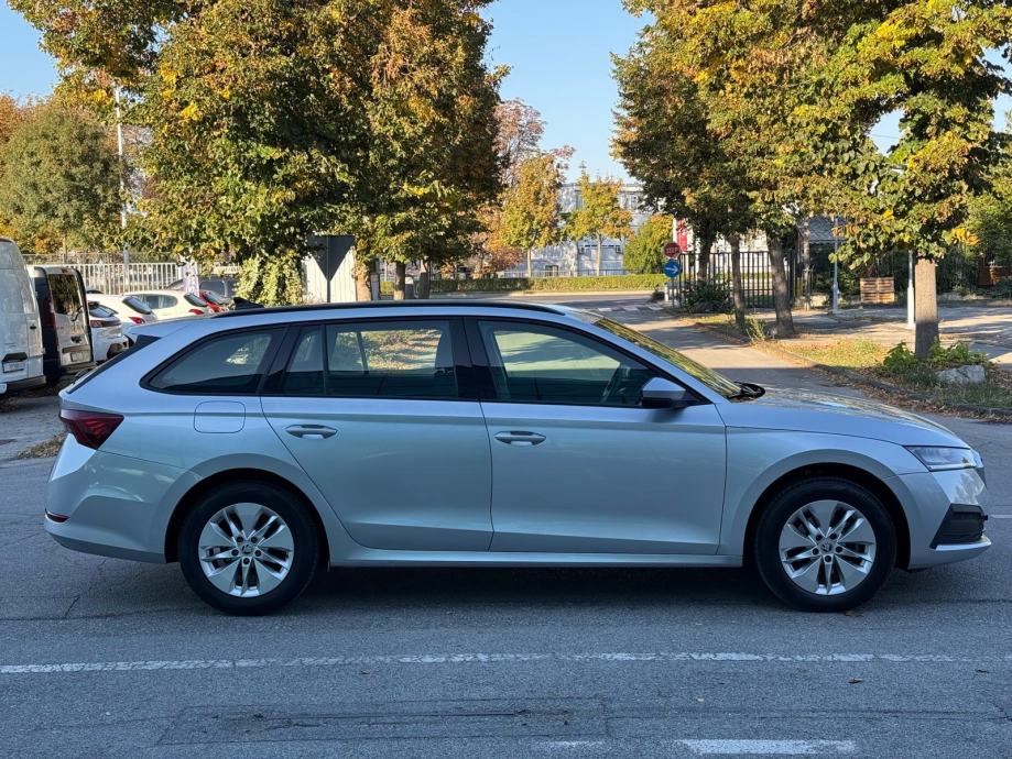 Škoda Octavia Combi | 2,0 TDI DSG | 110kW | Virtual | JAMSTVO | PDV, fotografija 6