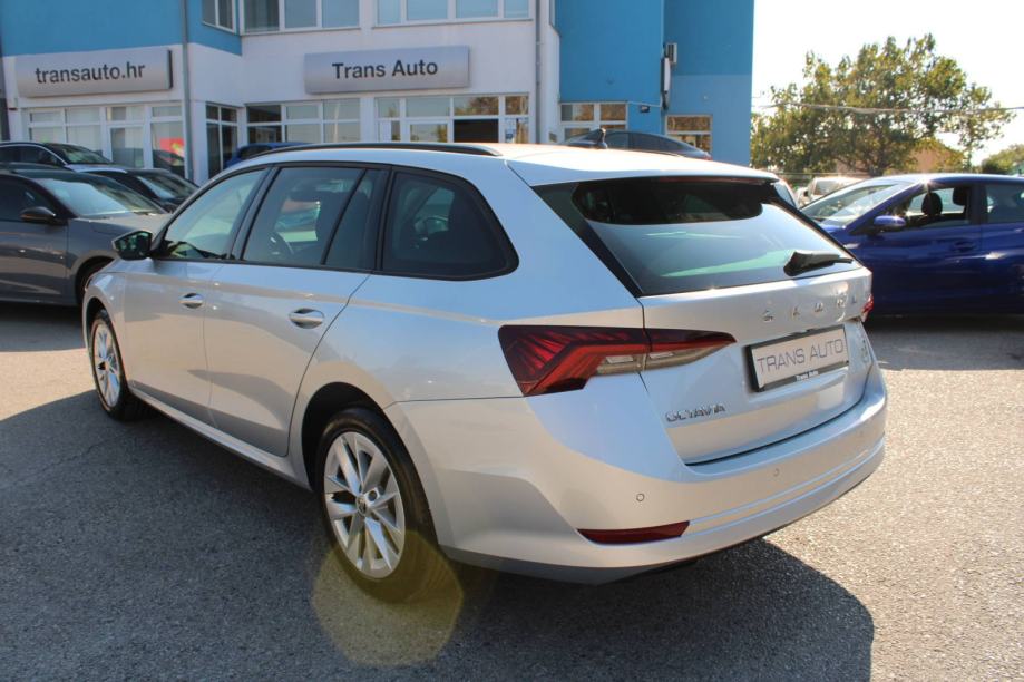 Škoda Octavia Combi 2.0 TDi DSG 150ks *LED, NAVIGACIJA, KAMERA*, fotografija 7