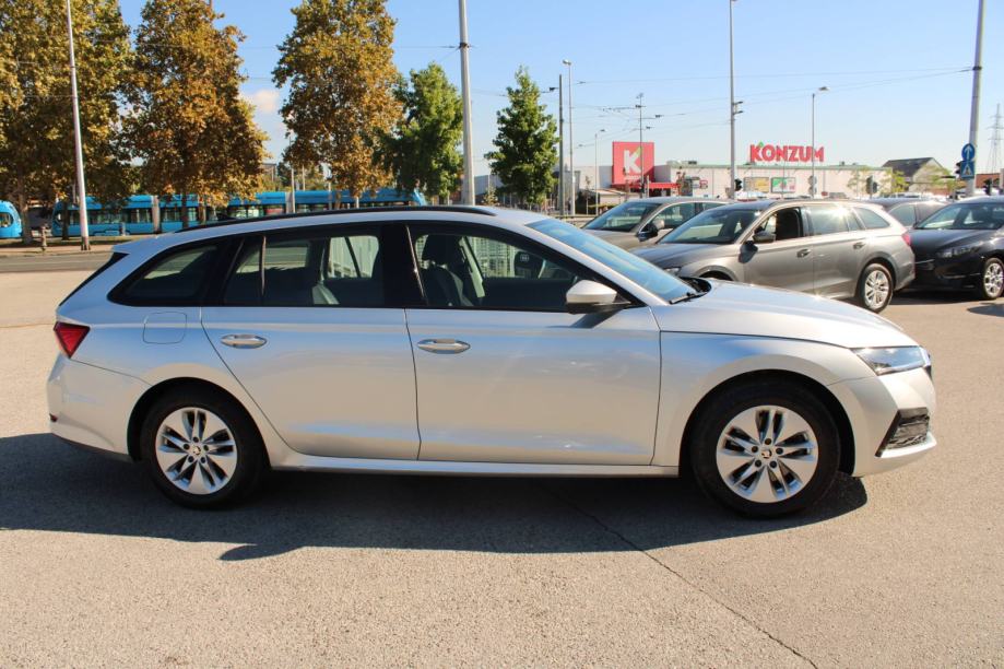 Škoda Octavia Combi 2.0 TDi DSG 4x4, fotografija 4