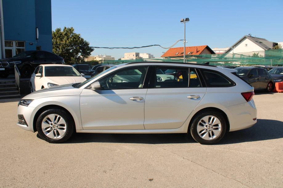 Škoda Octavia Combi 2.0 TDi DSG 4x4, fotografija 8