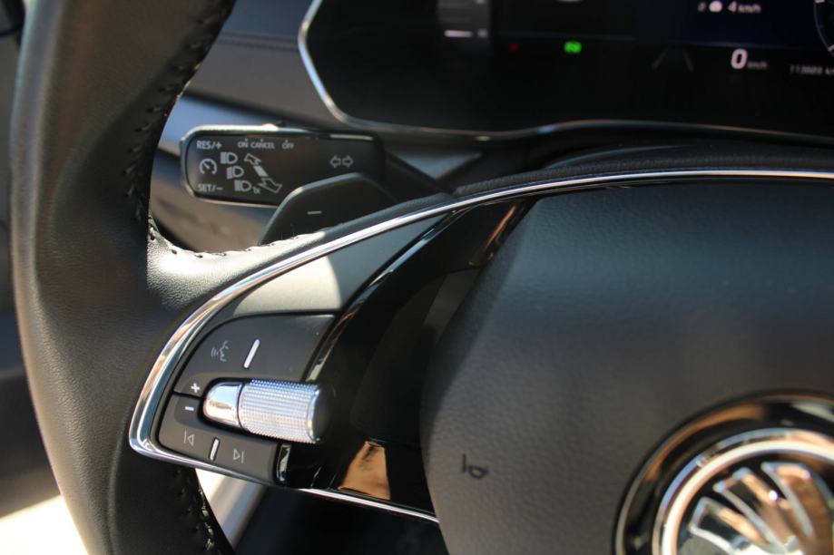 Škoda Octavia Combi 2.0 TDi DSG 4x4, fotografija 15