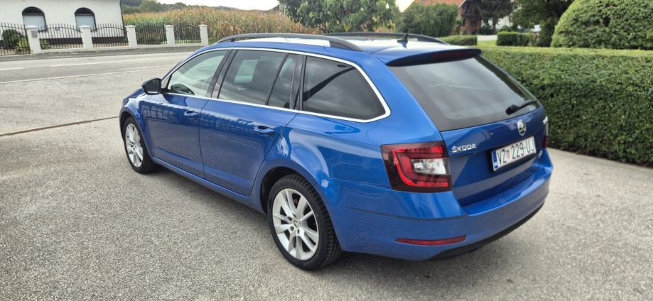 Škoda Octavia Combi 2,0 TDI DSG automatik, fotografija 4