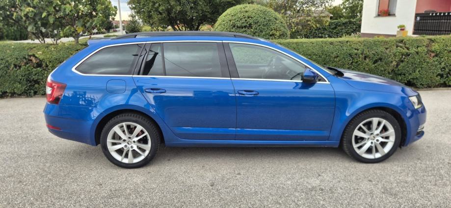 Škoda Octavia Combi 2,0 TDI DSG automatik, fotografija 6