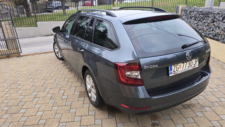 Škoda Octavia Combi 2,0 TDI DSG automatik, fotografija 5