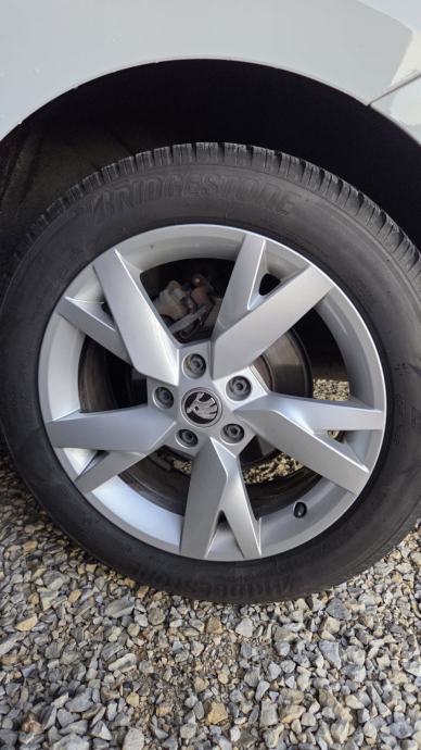 Škoda Octavia Combi 2.0 TDI DSG – MATRIX LED, ACC, KESSY, Columbus, fotografija 19