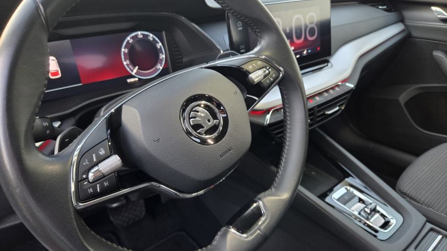 Škoda Octavia Combi 2.0 TDI DSG – MATRIX LED, ACC, KESSY, Columbus, fotografija 9