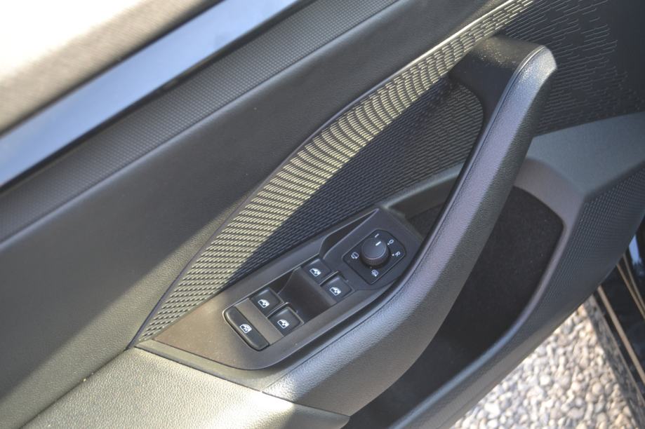 Škoda Octavia Combi 2,0 TDI DSG *** rata 275€ *** BEZ UČEŠĆA ***, fotografija 7