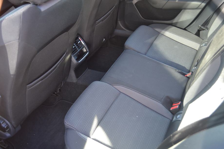 Škoda Octavia Combi 2,0 TDI DSG *** rata 275€ *** BEZ UČEŠĆA ***, fotografija 9