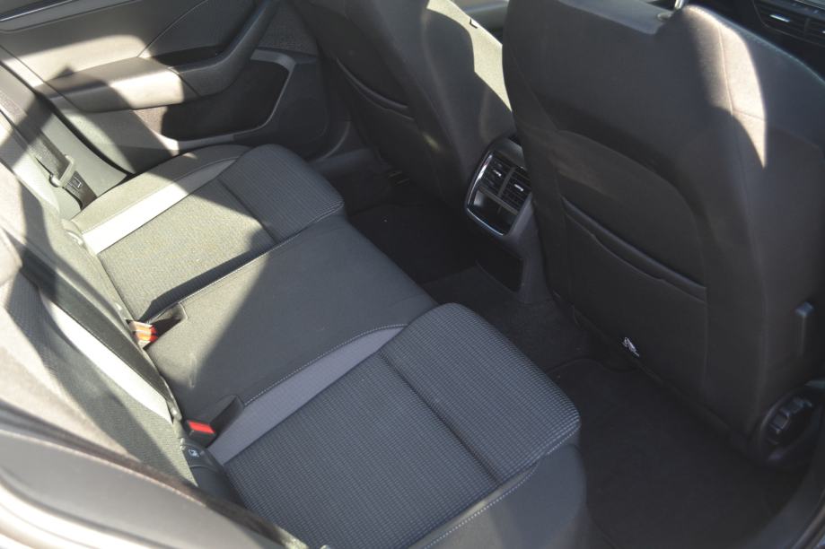 Škoda Octavia Combi 2,0 TDI DSG *** rata 275€ *** BEZ UČEŠĆA ***, fotografija 11