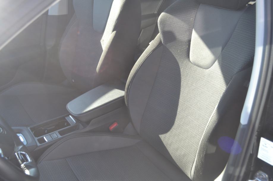 Škoda Octavia Combi 2,0 TDI DSG *** rata 275€ *** BEZ UČEŠĆA ***, fotografija 8