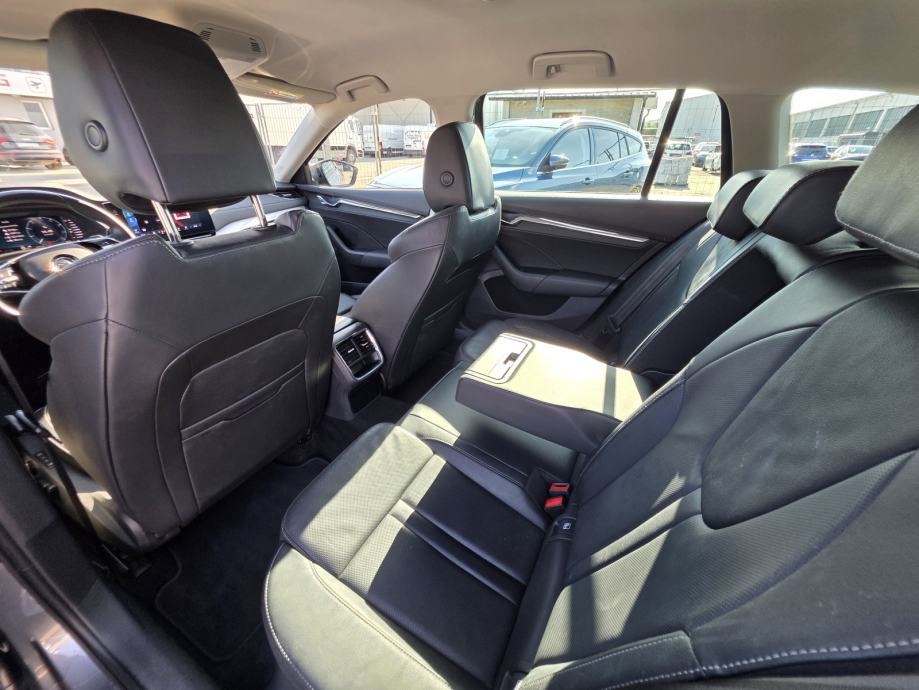 Škoda Octavia Combi 2,0 TDI DSG | STYLE | JAMSTVO 4 GOD | MATRIX | PDV, fotografija 14