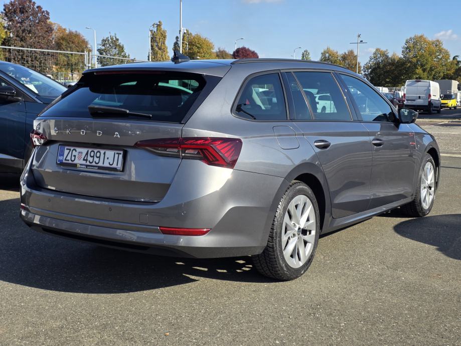 Škoda Octavia Combi 2,0 TDI DSG | STYLE | JAMSTVO 4 GOD | MATRIX | PDV, fotografija 4