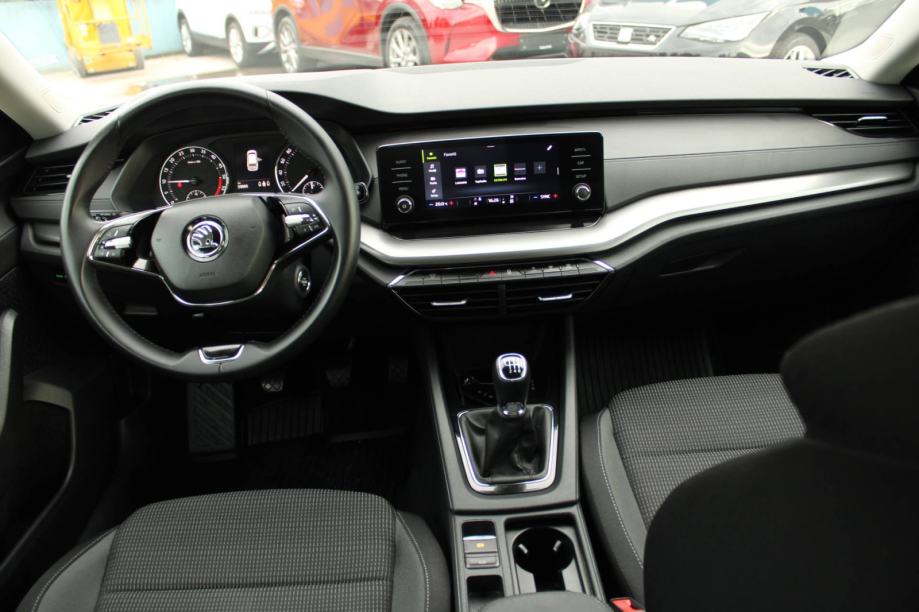 Škoda Octavia Combi 2.0 TDi -nije uvoz, fotografija 13