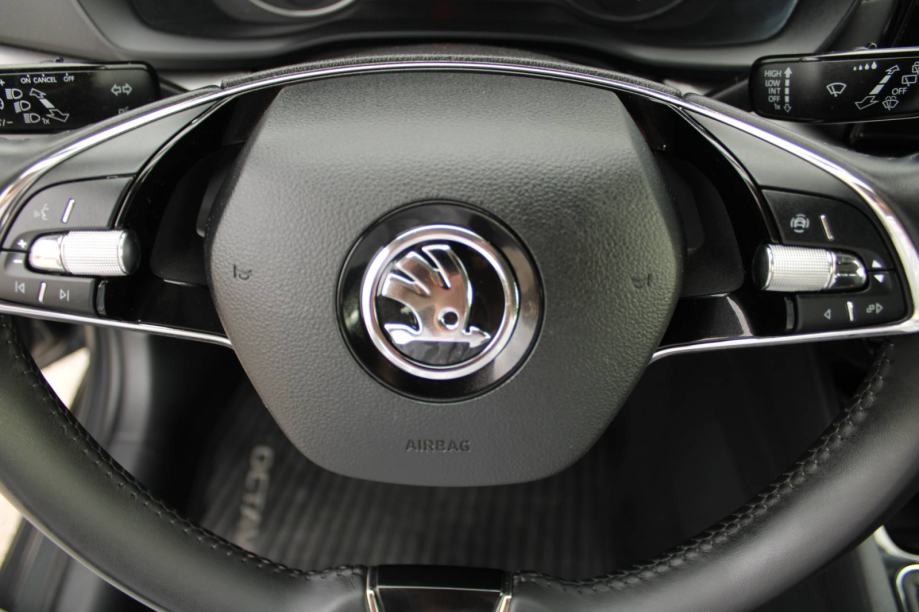 Škoda Octavia Combi 2.0 TDi -nije uvoz, fotografija 16