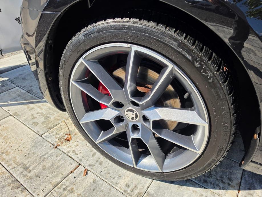 Škoda Octavia Combi 2,0 TDI RS DSG automatik =KAO NOV= NAVIGACIJA=, fotografija 8