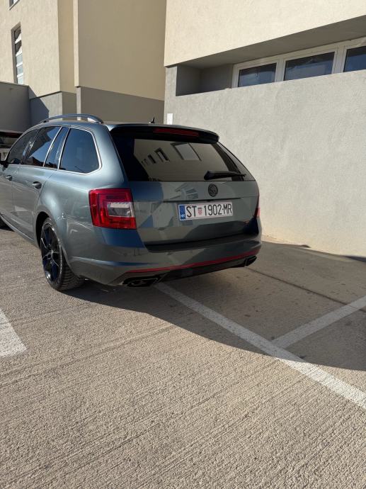 Škoda Octavia Combi 2,0 TDI RS DSG automatik, fotografija 7