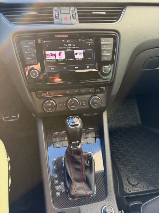 Škoda Octavia Combi 2,0 TDI RS DSG automatik, fotografija 11