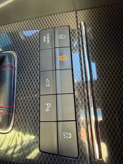 Škoda Octavia Combi 2,0 TDI RS DSG automatik, fotografija 12