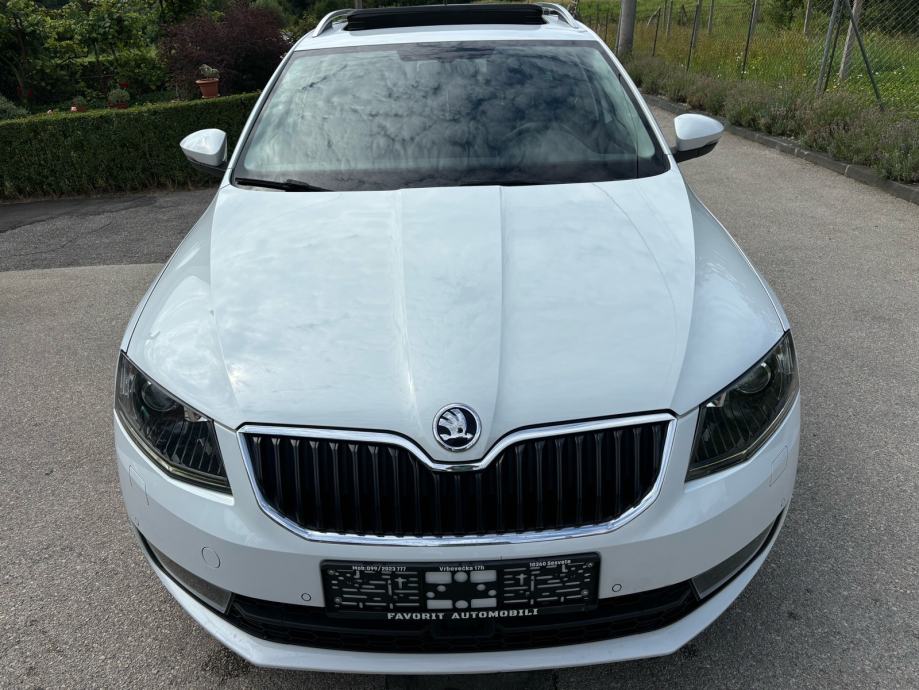 Škoda Octavia Combi 2,0 TDI, fotografija 2
