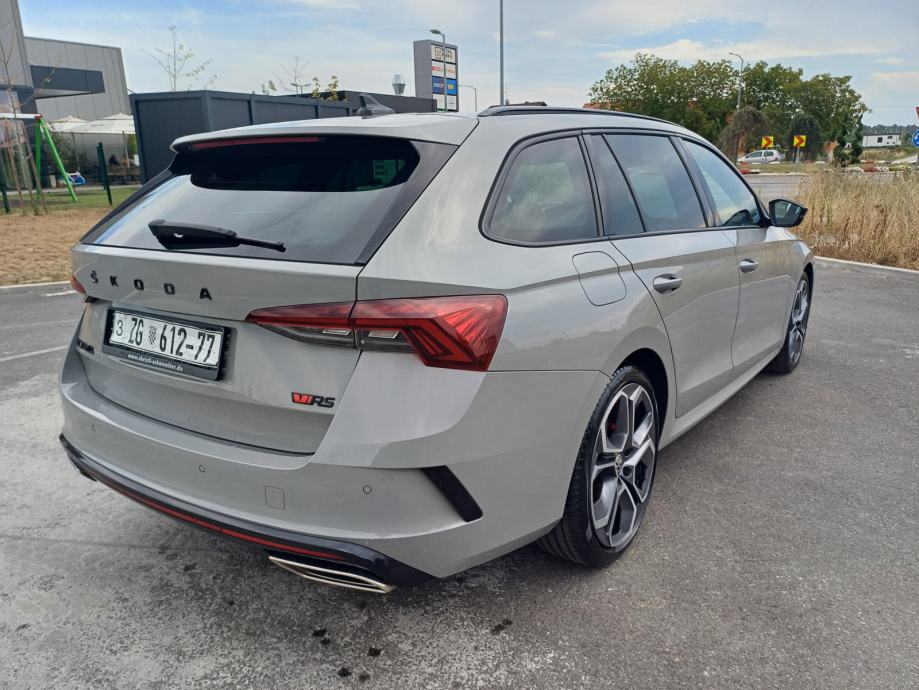 Škoda Octavia Combi RS 2,0 TDI, fotografija 3