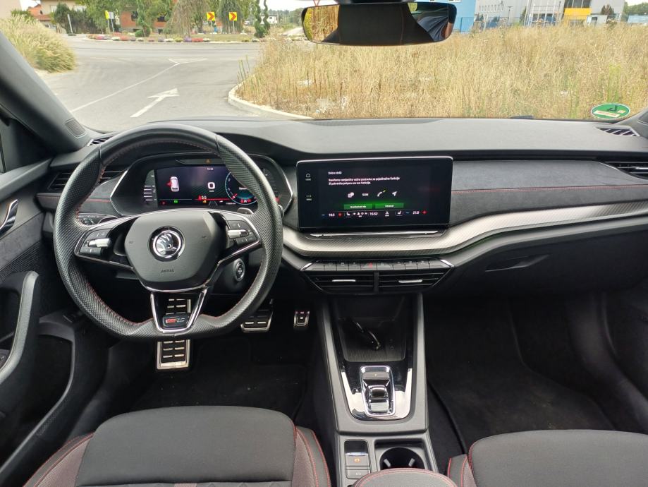 Škoda Octavia Combi RS 2,0 TDI, fotografija 14
