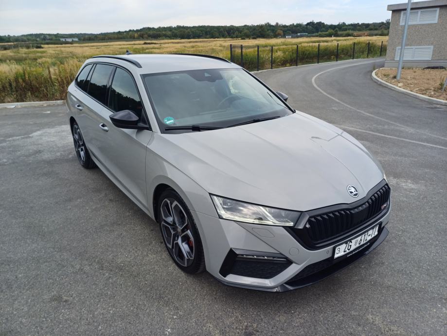Škoda Octavia Combi RS 2,0 TDI, fotografija 7