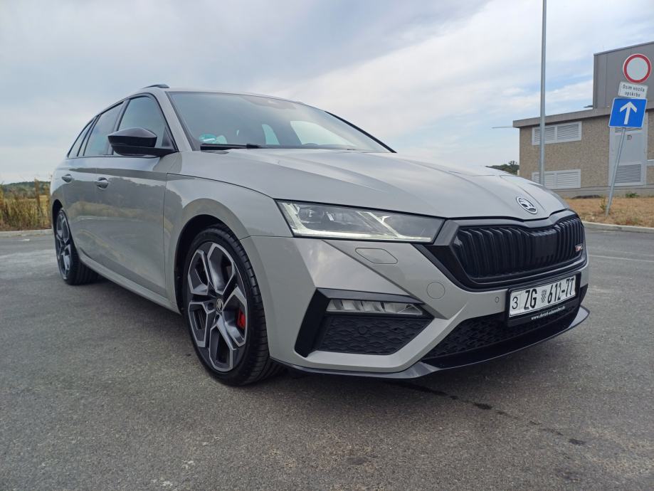 Škoda Octavia Combi RS 2,0 TDI, fotografija 4