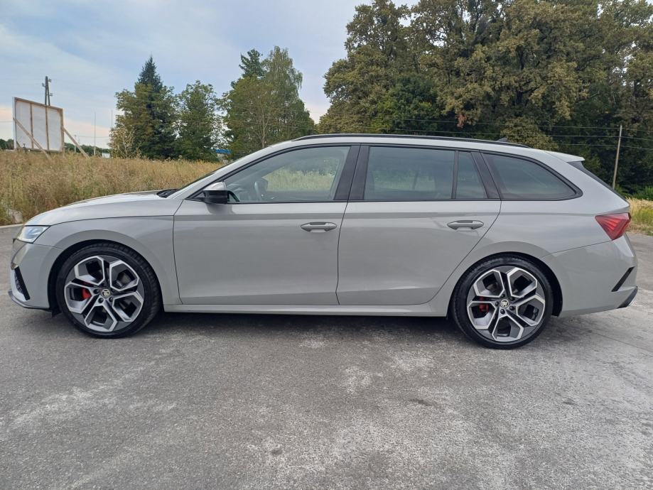 Škoda Octavia Combi RS 2,0 TDI, fotografija 8