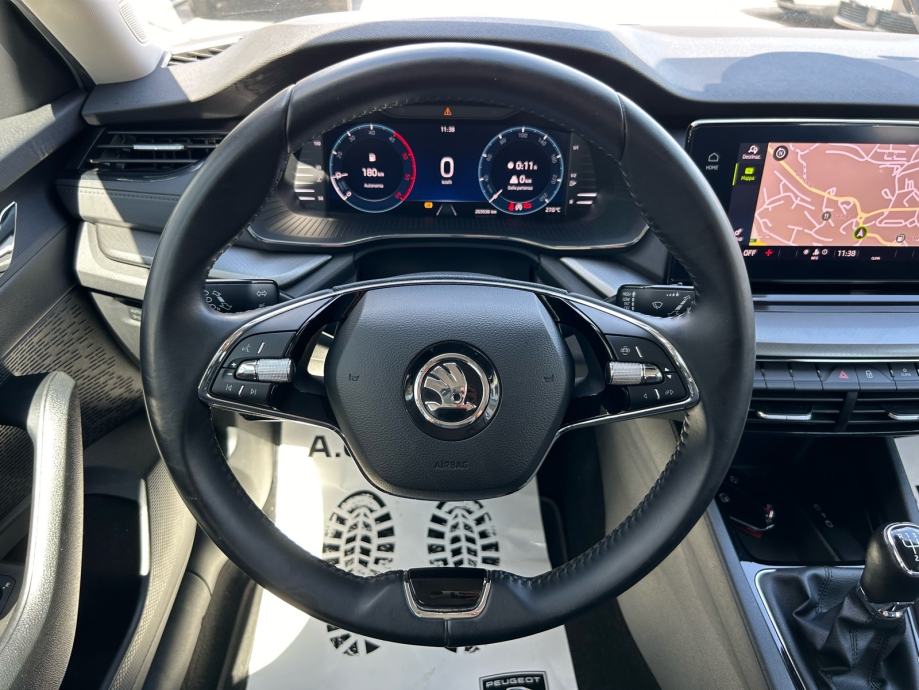 Škoda Octavia 2.0 TDI - 2022 - NOVA DISTRIBUCIJA - REG. 1. GOD. !!!, fotografija 13