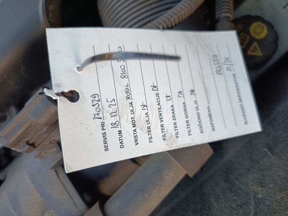 Škoda Octavia Combi 2,0 TDI, fotografija 13