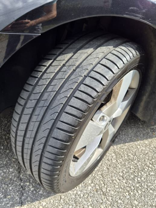 Škoda Octavia Combi 2,0 TDI, fotografija 14