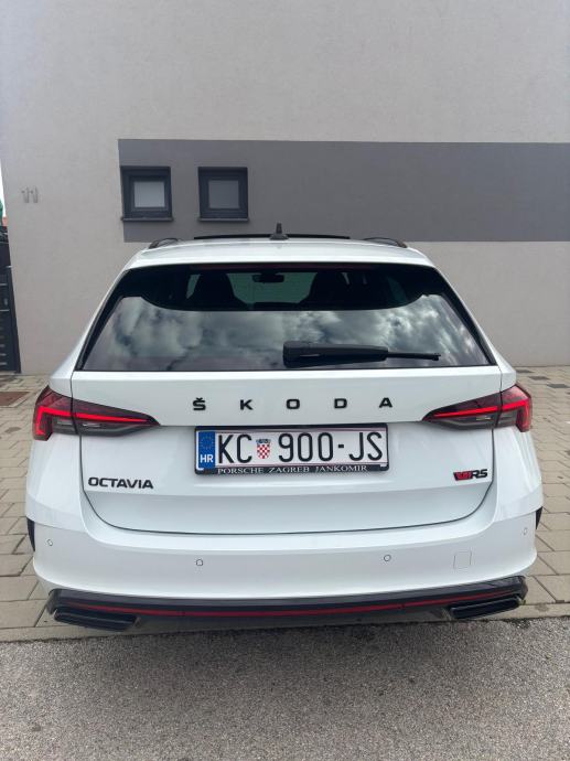 Škoda Octavia Combi RS 2,0 TDI 4X4 DSG, HR VOZILO, JAMSTVO DO 08/2029, fotografija 5