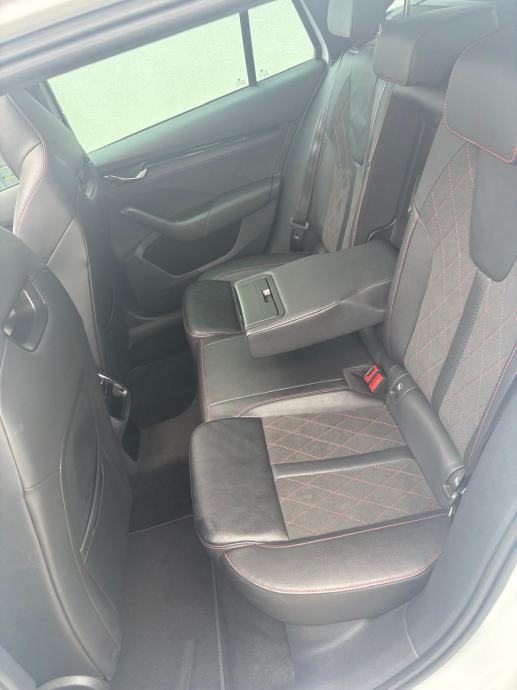 Škoda Octavia Combi RS 2,0 TDI 4X4 DSG, HR VOZILO, JAMSTVO DO 08/2029, fotografija 12