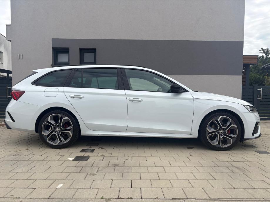 Škoda Octavia Combi RS 2,0 TDI 4X4 DSG, HR VOZILO, JAMSTVO DO 08/2029, fotografija 2