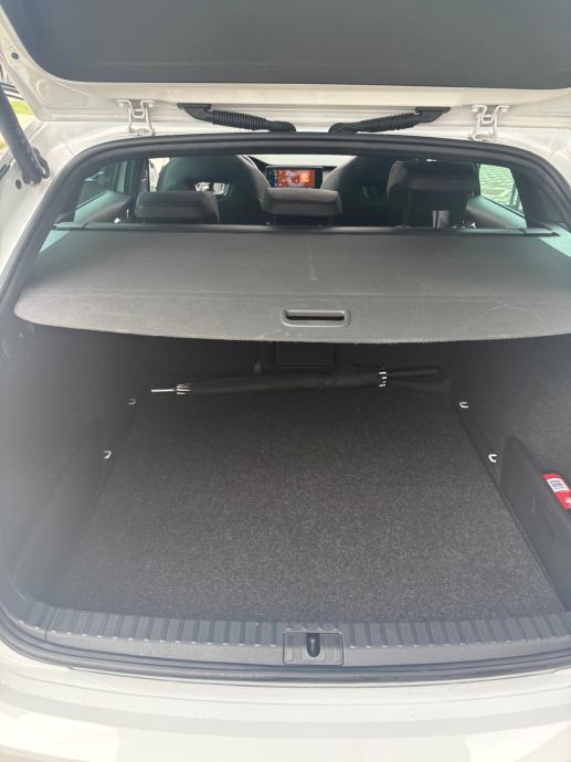 Škoda Octavia Combi RS 2,0 TDI 4X4 DSG, HR VOZILO, JAMSTVO DO 08/2029, fotografija 17