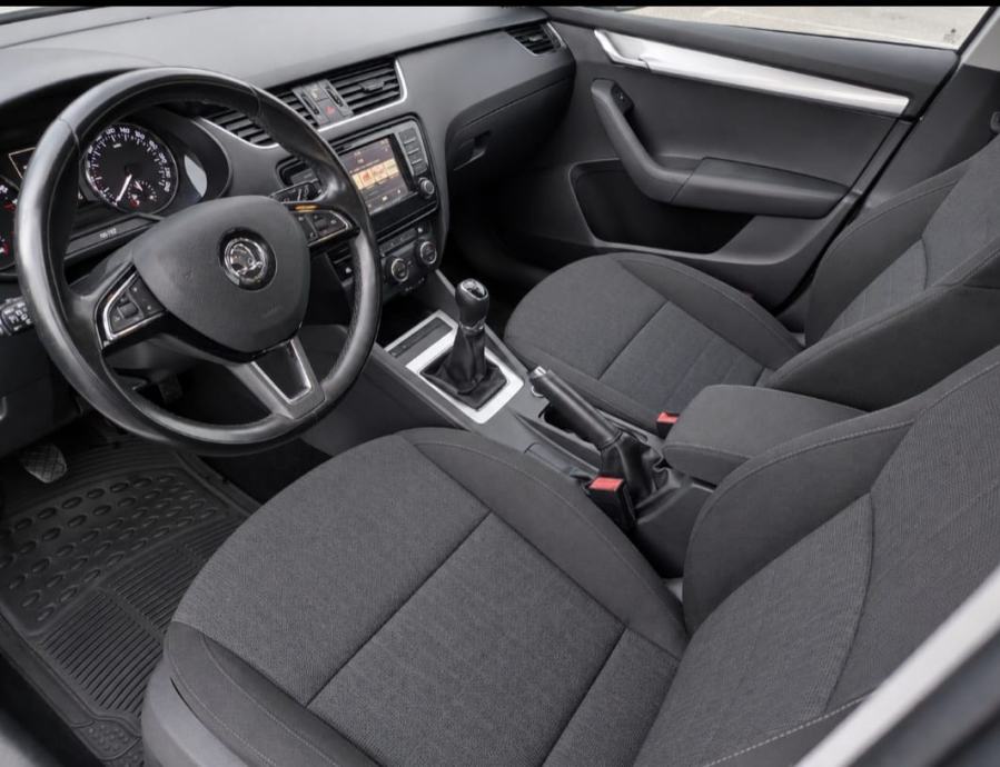 Škoda Octavia Combi 2,0 TDI*ODLIČNA*NIJE UVOZ, fotografija 10
