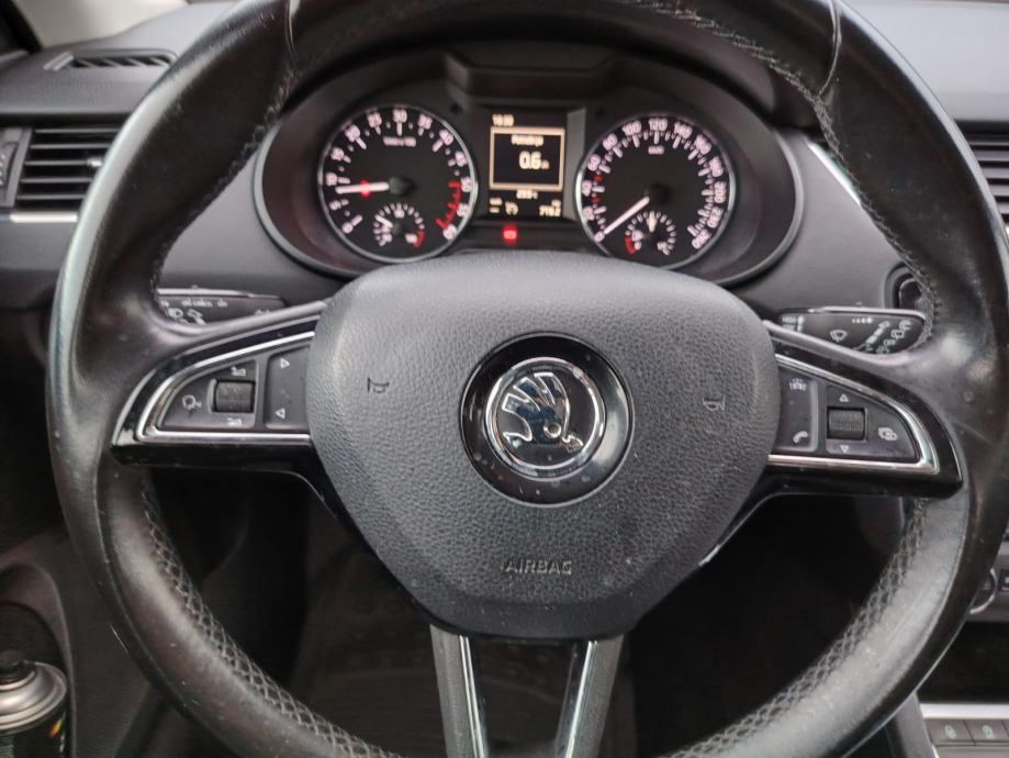 Škoda Octavia Combi 2,0 TDI*ODLIČNA*NIJE UVOZ, fotografija 13