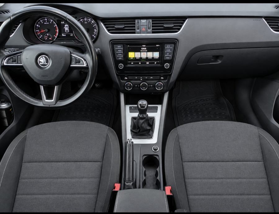 Škoda Octavia Combi 2,0 TDI*ODLIČNA*NIJE UVOZ, fotografija 12