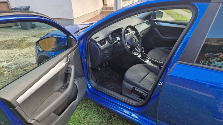Škoda Octavia Combi 2,0 TDI, pogled izvana - slika 5