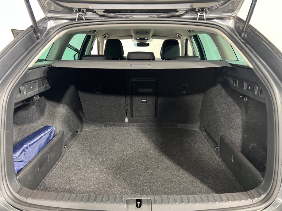 Škoda Octavia Combi 2.0 TDI Style - 3 godine jamstva, fotografija 12