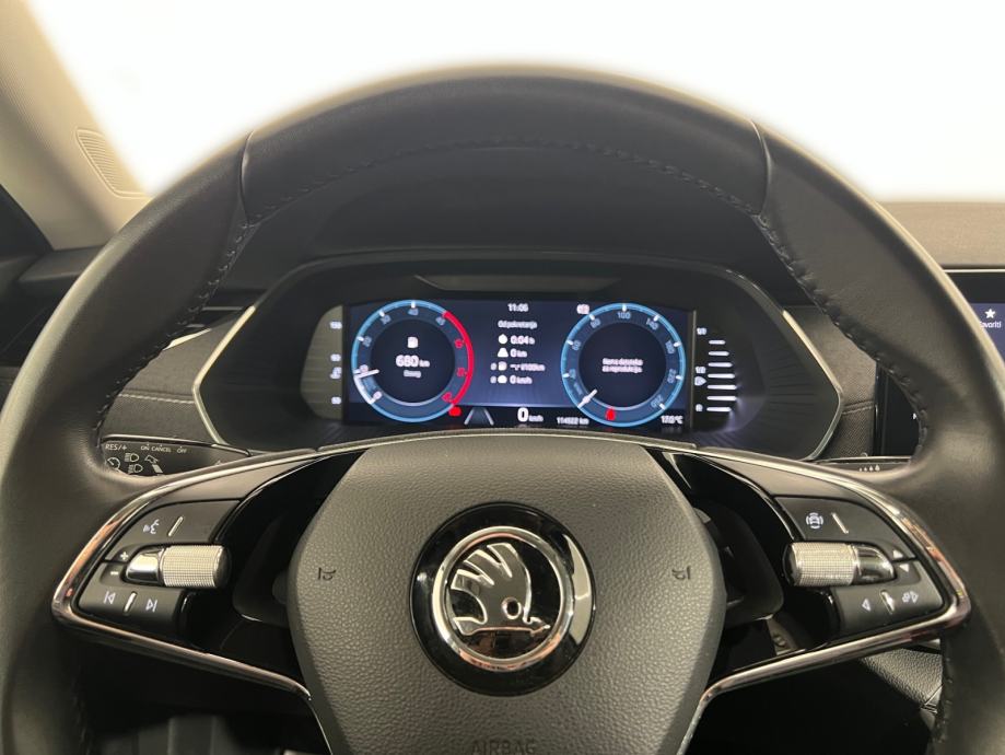 Škoda Octavia Combi 2.0 TDI Style - 3 godine jamstva, fotografija 16