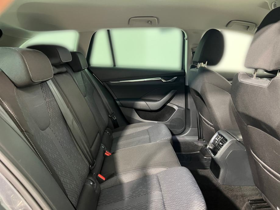 Škoda Octavia Combi 2.0 TDI Style - 3 godine jamstva, fotografija 20