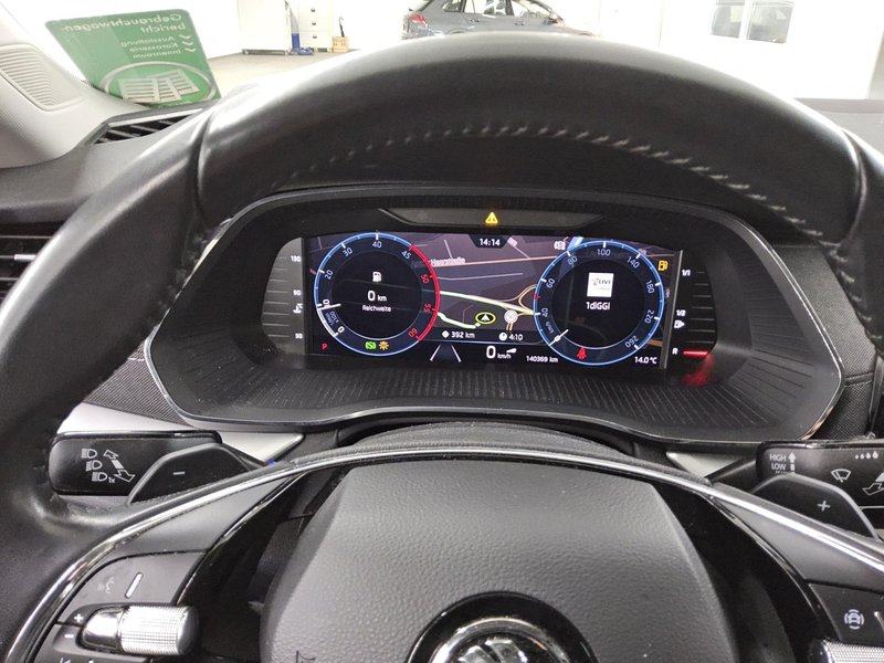 Škoda Octavia Combi 2.0 TDI Style automatik • HUD • ACC, fotografija 8