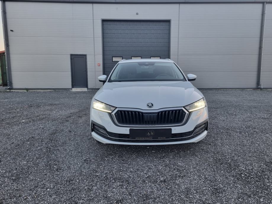 Škoda Octavia Combi 2,0 TDI--Virtual,Navi,Kamera,Led--, fotografija 3