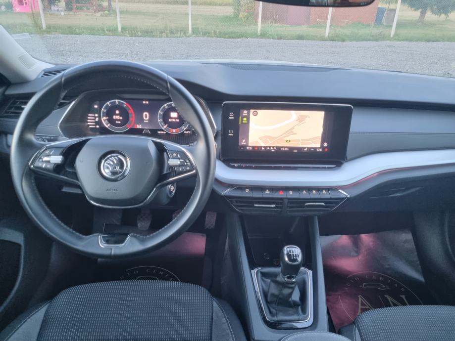 Škoda Octavia Combi 2,0 TDI--Virtual,Navi,Kamera,Led--, fotografija 11