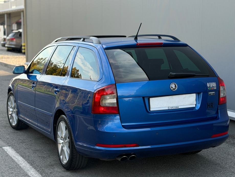 Škoda Octavia Combi 2.0 TDI VRS 170 KS *ŠIBER*NAVI*SERVISNA RAČUNI **, pogled izvana - slika 2