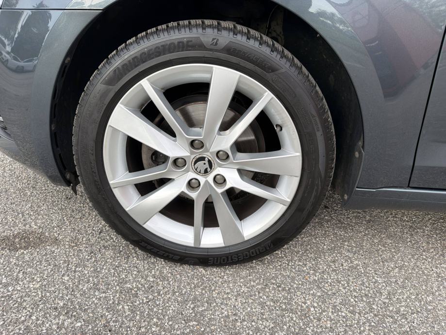 SKODA OCTAVIA Combi 2017 • PREMIUM jamstvo • AutoZubak Rabljena, fotografija 15