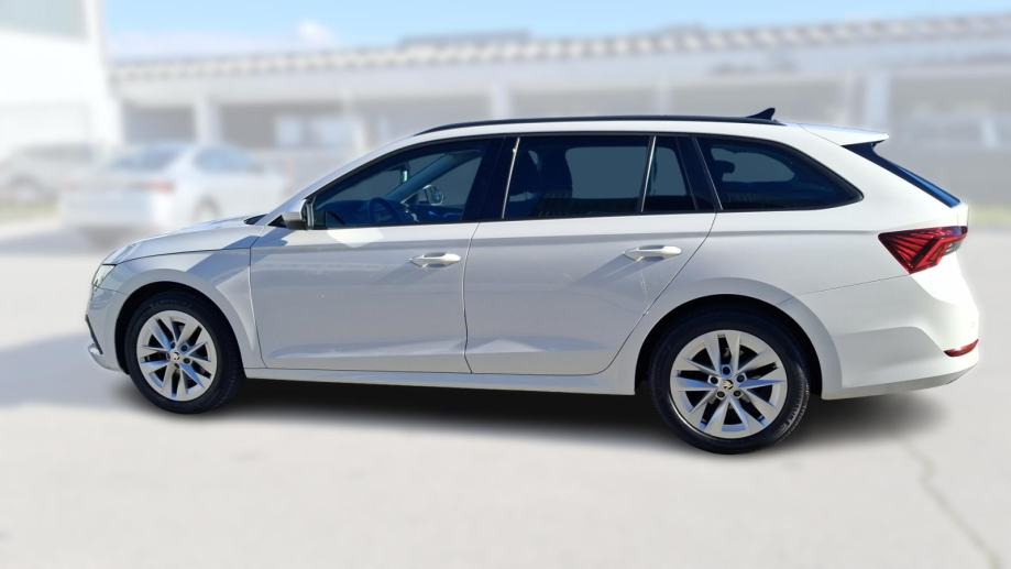 SKODA OCTAVIA Combi 2022 • PREMIUM jamstvo • AutoZubak Rabljena, fotografija 6